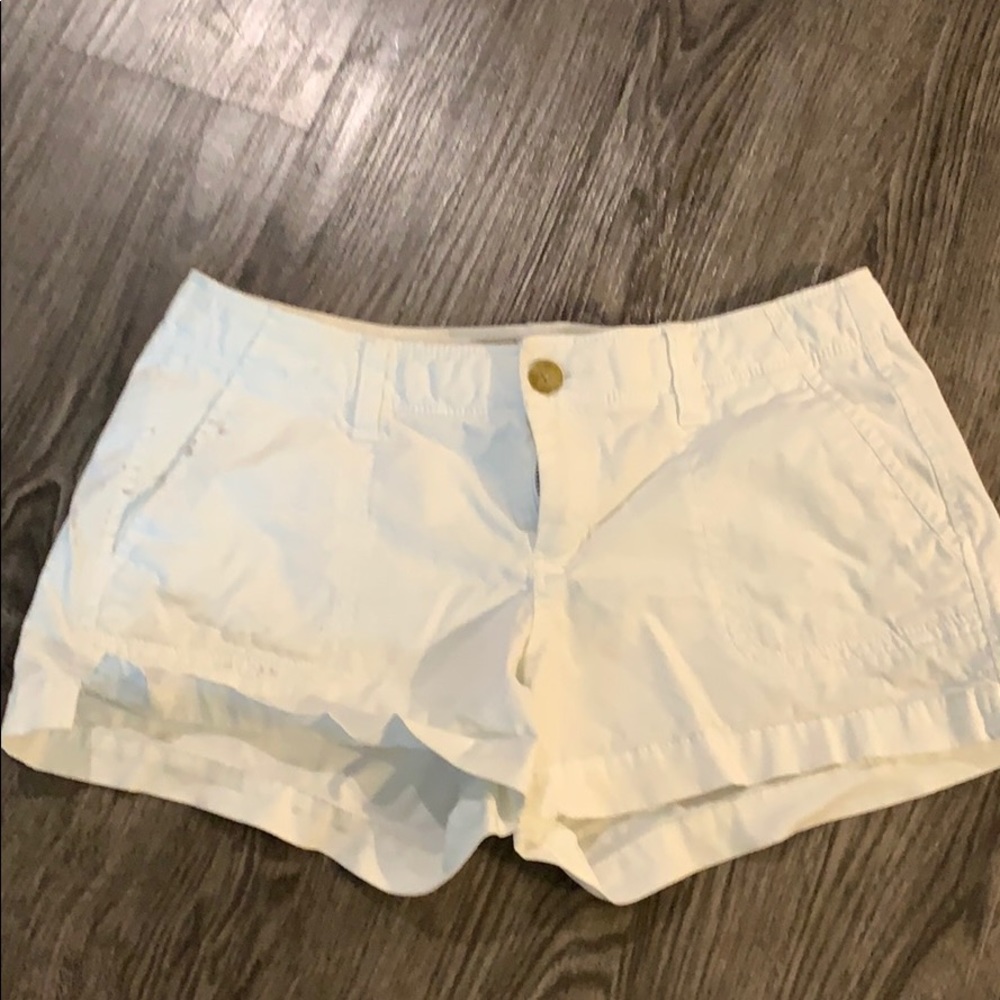 White short old navy in white size 4